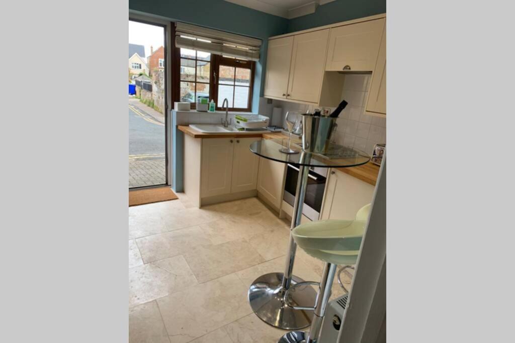 Rose Mews Central Broadstairs 빌라 외부 사진